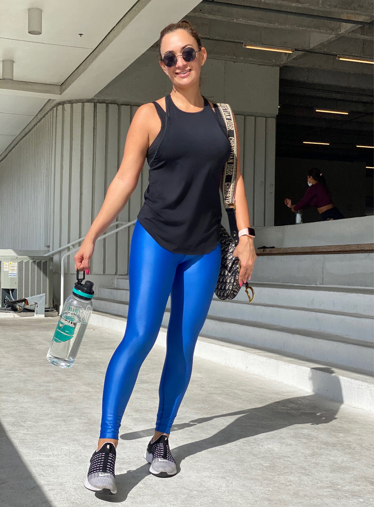 Glossy blue leggings