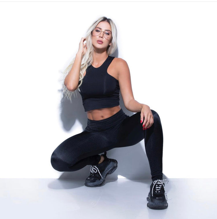 Glossy black leggings